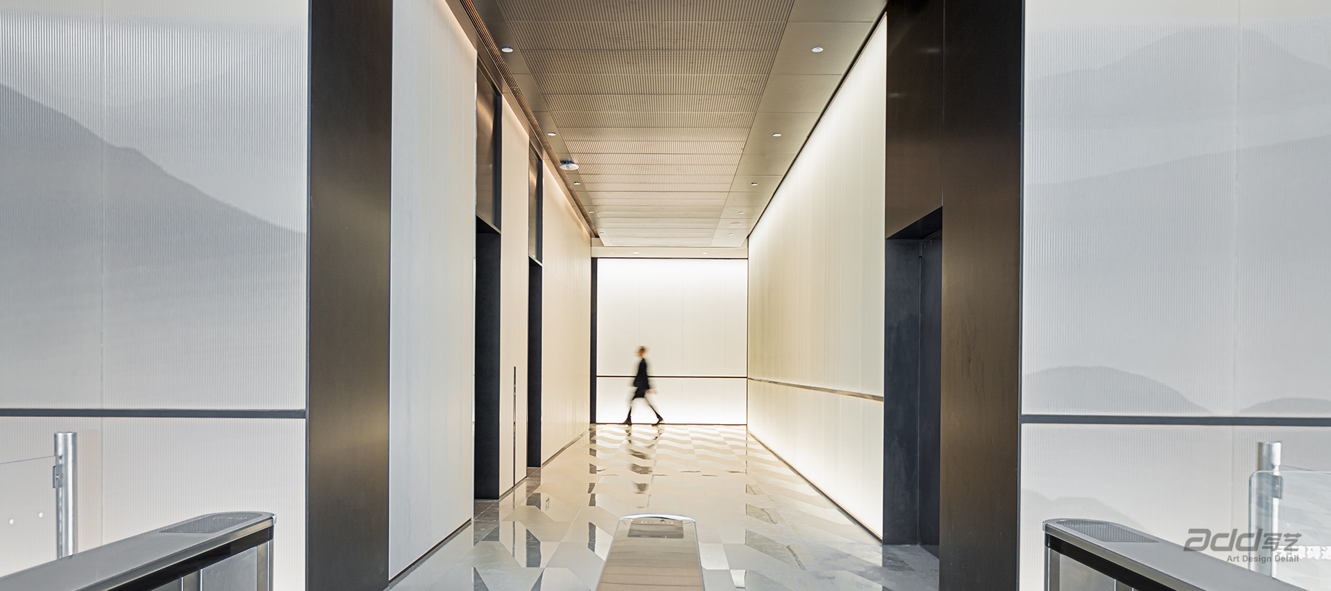 蔚來汽車(che)辦(bàn)公(gōng)樓裝(zhuang)修-電(dian)梯廳-pc