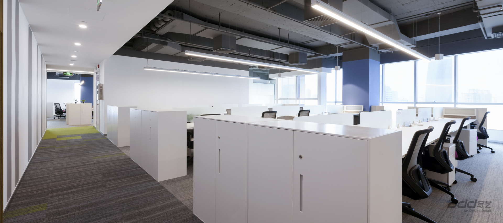 羅賓遜全球物(wù)流辦(bàn)公(gōng)室裝(zhuang)修-辦(bàn)公(gōng)區(qu)-pc