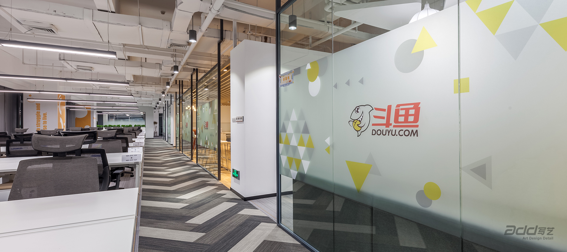 鬥魚TV辦(bàn)公(gōng)室裝(zhuang)修設(shè)計(ji) 走(zou)廊-pc