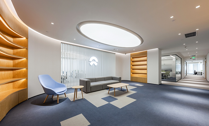 蔚來汽車(che)辦(bàn)公(gōng)樓裝(zhuang)修-前(qian)廳