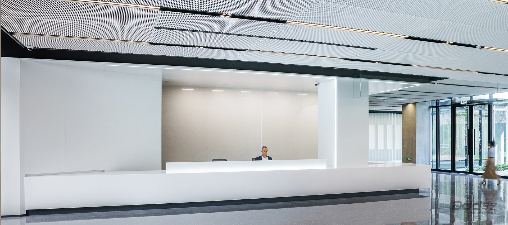 波(bo)彙科(ke)技(ji)辦(bàn)公(gōng)樓裝(zhuang)修-前(qian)廳-pc